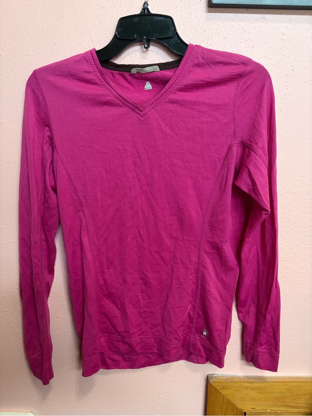 Smartwool V-Neck Hot Pink Wool Base Layer Small